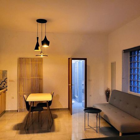 Appartement Studio Square Funtana Extérieur photo