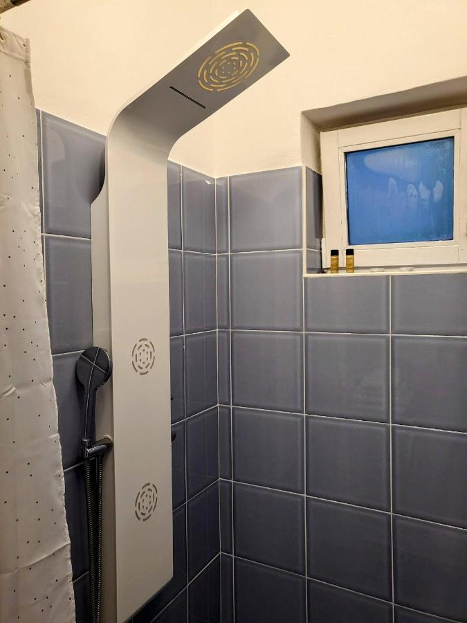 Appartement Studio Square Funtana Extérieur photo