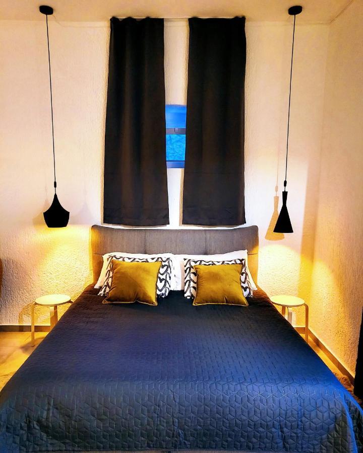 Appartement Studio Square Funtana Extérieur photo